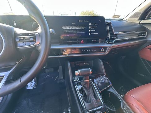 Certified 2023 Kia Sportage SX image 24