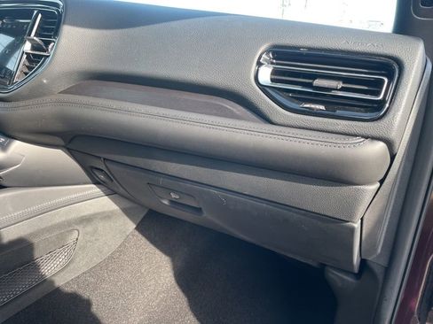 Used 2024 Dodge Durango SXT image 40