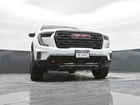 New 2025 GMC Acadia AT4 w/ LPO, Floor Liner Package image 33