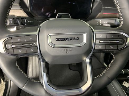 Used 2026 GMC Acadia Denali w/ Super Cruise Package image 38