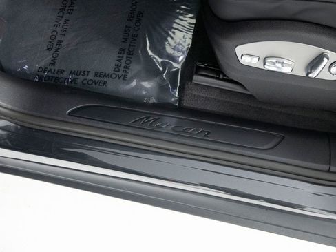 New 2026 Porsche Macan AWD/4WD image 22