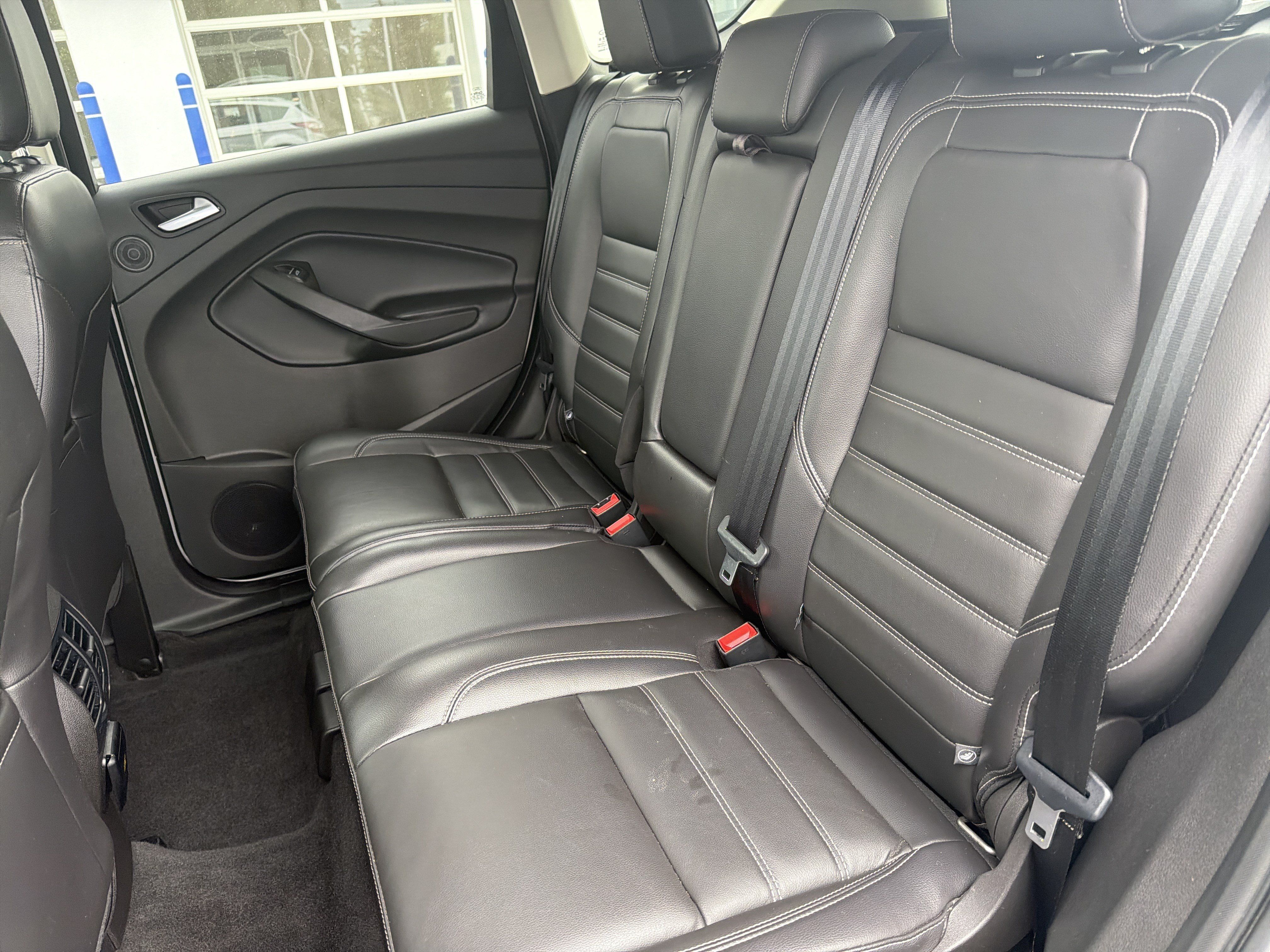 Used 2017 Ford Escape Titanium w/ Canadian Touring Package AWD/4WD image 24