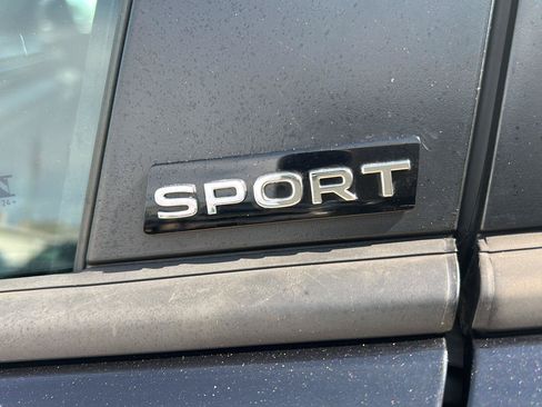 Used 2025 Volkswagen Jetta Sport FWD image 30