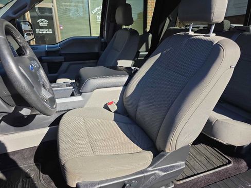 Used 2016 Ford F150 XLT w/ Equipment Group 302A Luxury image 10