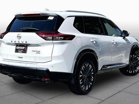 Certified 2025 Nissan Rogue Platinum w/ Platinum Premium Package AWD/4WD image 13