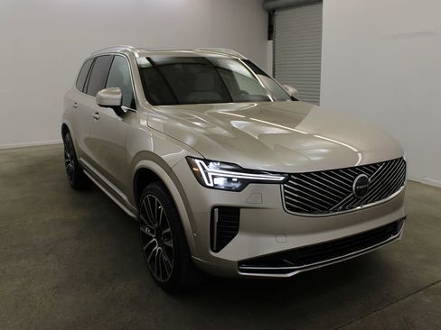 New 2026 Volvo XC90 B6 Plus w/ Protection Package AWD/4WD image 6