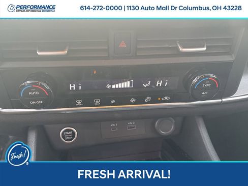 Used 2023 Nissan Rogue SV image 24