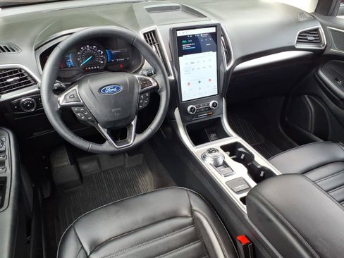 Certified 2024 Ford Edge SEL w/ Convenience Package AWD/4WD image 6