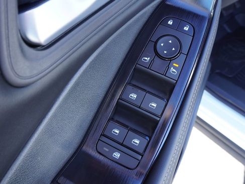 New 2026 Nissan Rogue SV image 15