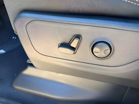 New 2026 RAM 1500 Big Horn AWD/4WD image 15