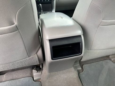 Used 2016 Toyota Camry LE image 21