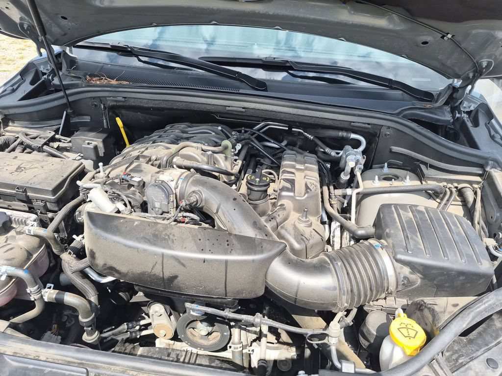 Used 2025 Dodge Durango GT RWD image 38