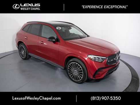 Used 2026 Mercedes-Benz GLC 300 image 2