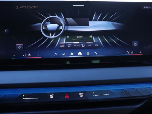 Used 2025 BMW X3 xDrive30i w/ Premium Package image 31