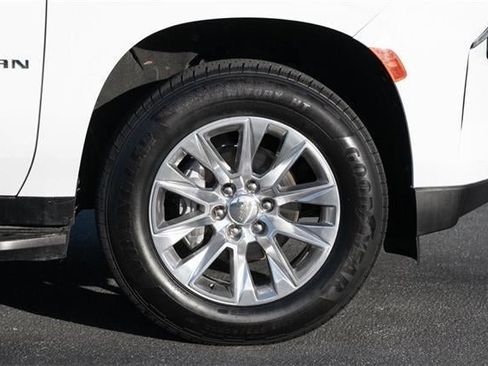 Used 2024 Chevrolet Suburban Premier image 81