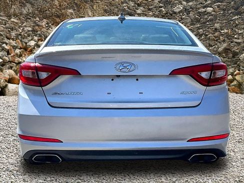 Used 2017 Hyundai Sonata Sport w/ Value Edition Package 02 FWD image 4