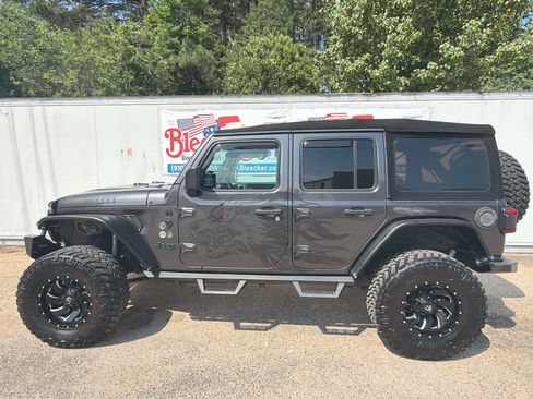 Used 2020 Jeep Wrangler Unlimited Sport AWD/4WD image 7