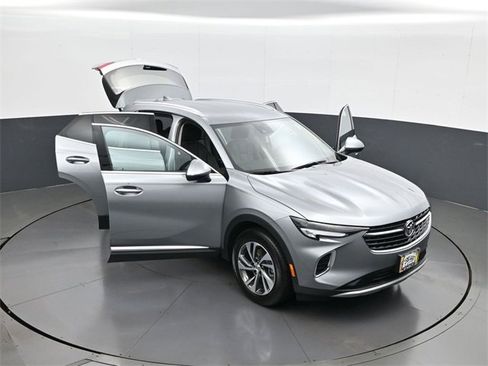 Used 2023 Buick Envision Essence image 29