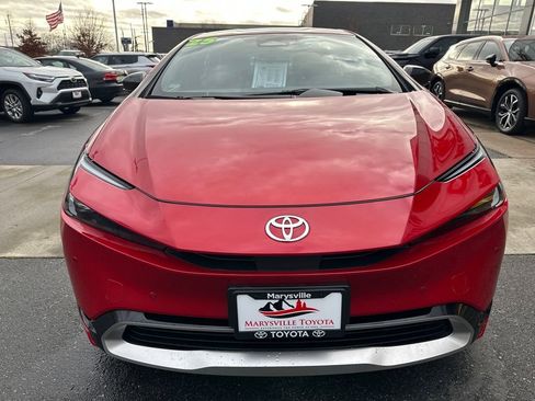Certified 2025 Toyota Prius Plug-In Hybrid image 8
