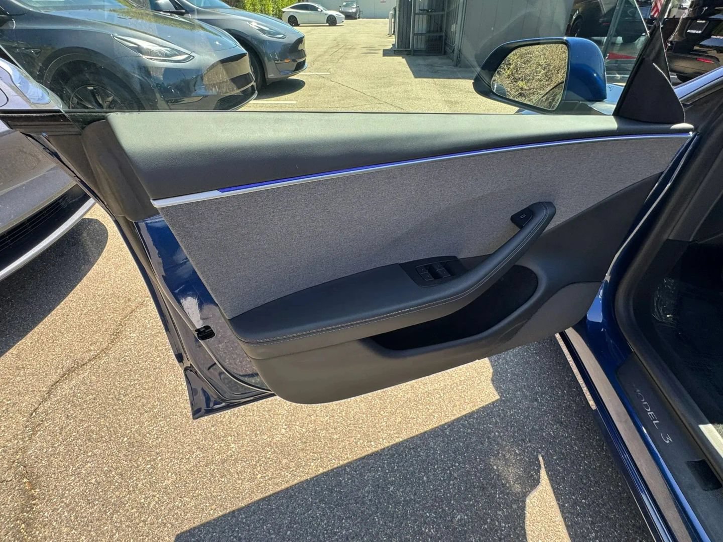 Used 2024 Tesla Model 3 Long Range RWD image 24
