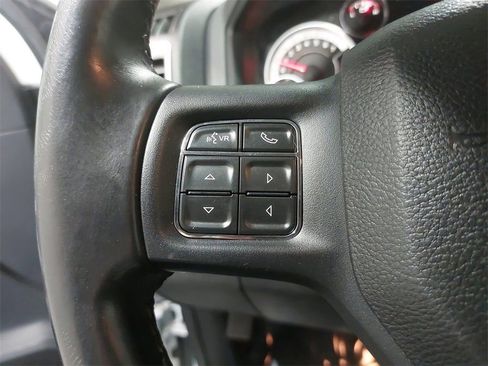 Used 2018 RAM 1500 Big Horn image 16