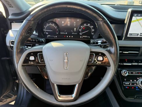 Used 2020 Lincoln Corsair FWD w/ Equipment Group 101A image 25