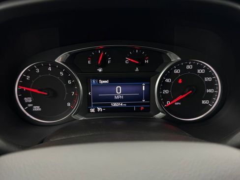 Used 2020 GMC Acadia SLE w/ Driver Convenience Package image 19