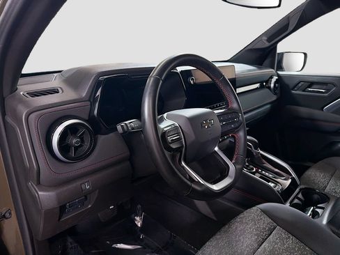 Used 2023 Chevrolet Colorado Z71 w/ Z71 Convenience Package 2 AWD/4WD image 11