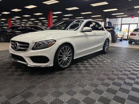 Used 2016 Mercedes-Benz C 300 Luxury image 4