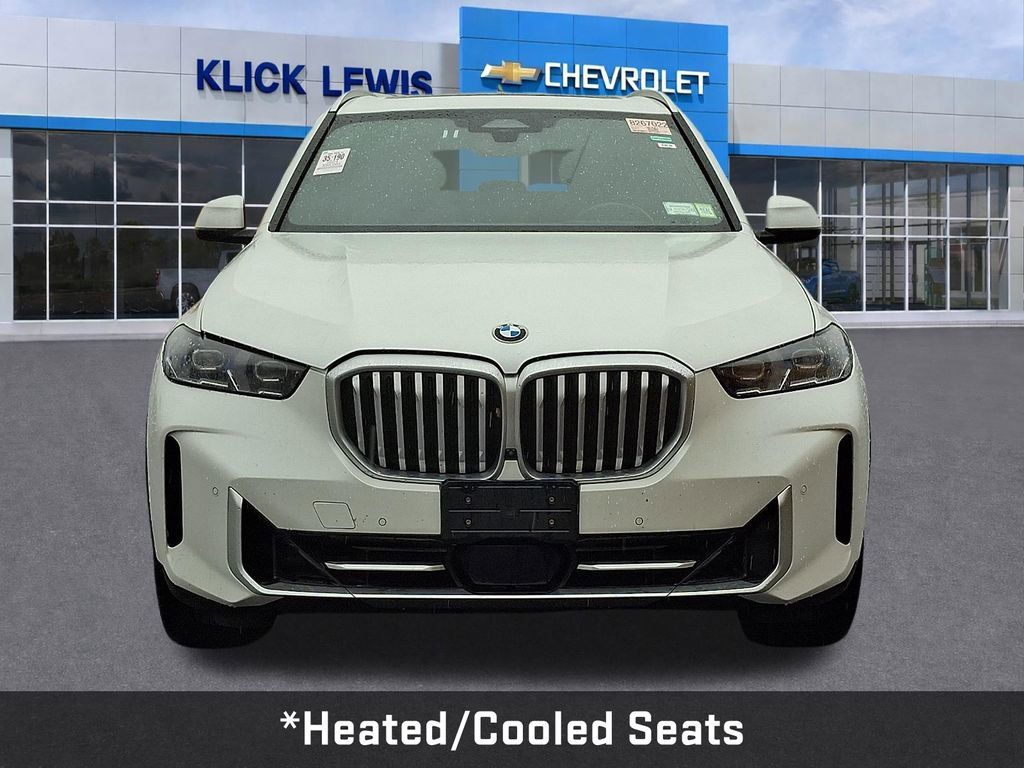 Used 2024 BMW X5 xDrive40i w/ Premium Package AWD/4WD image 2