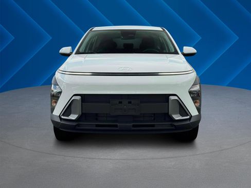 New 2025 Hyundai Kona SE image 12