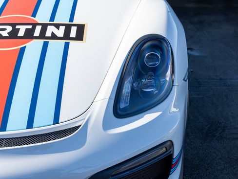 Certified 2016 Porsche Cayman GT4 image 16