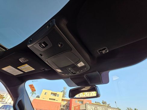 Used 2018 Ford F150 Lariat w/ Equipment Group 502A Luxury image 12