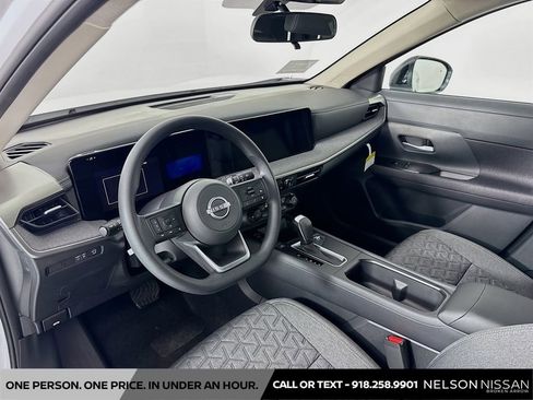 New 2026 Nissan Kicks SV w/ SV Premium Package FWD image 9