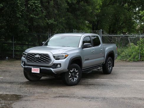 Used 2021 Toyota Tacoma TRD Off-Road w/ Technology Package image 1
