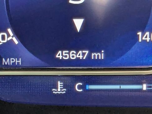 Used 2024 Chevrolet Tahoe Premier image 28