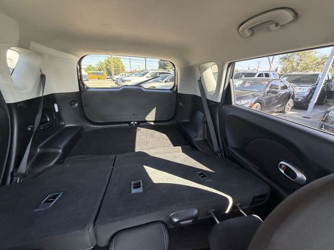 Used 2019 Kia Soul FWD image 29