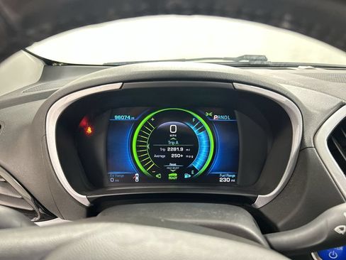 Used 2018 Chevrolet Volt LT w/ LT Driver Confidence Package FWD image 13