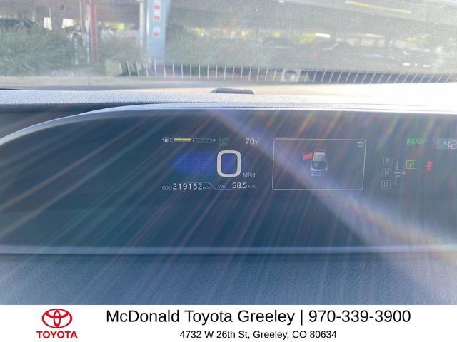 Used 2017 Toyota Prius Four FWD image 15