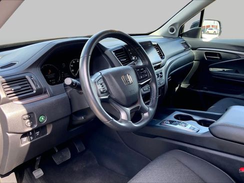 Used 2025 Honda Ridgeline Sport+ image 17