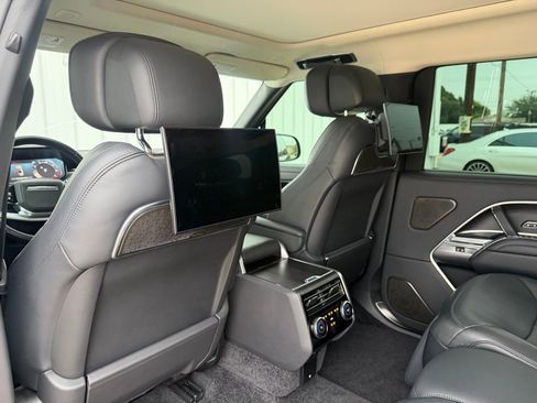 Used 2023 Land Rover Range Rover Long Wheelbase First Edition AWD/4WD image 17