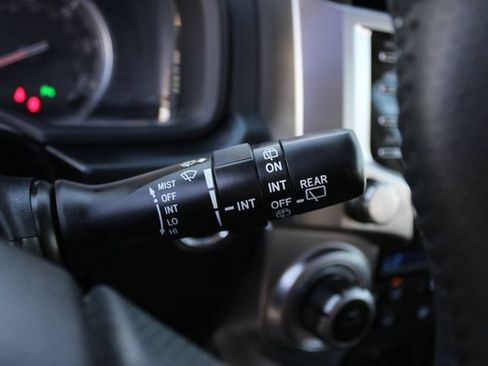 Used 2022 Toyota 4Runner Limited AWD/4WD image 12