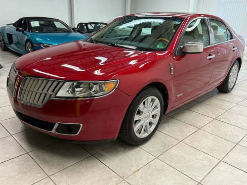 Used 2012 Lincoln MKZ Hybrid image 3