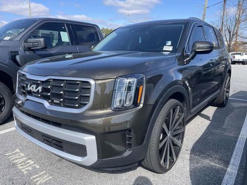 Used 2024 Kia Telluride S w/ S Sunroof Package image 9