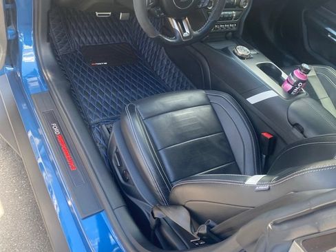 Used 2021 Ford Mustang Shelby GT500 w/ Technology Package RWD image 1