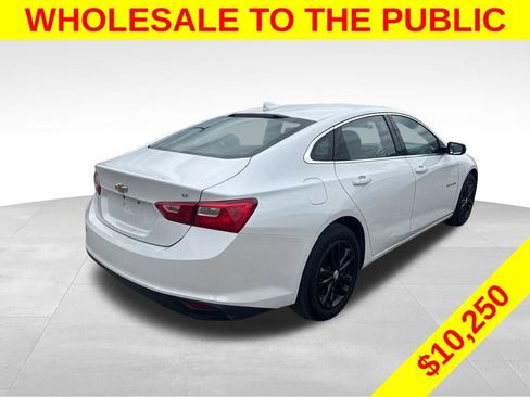 Used 2016 Chevrolet Malibu LT FWD image 4