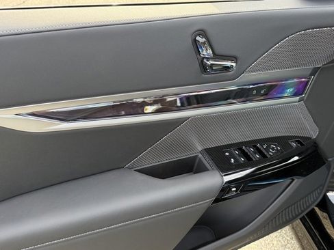 New 2026 BMW 750e xDrive 750e xDrive image 15