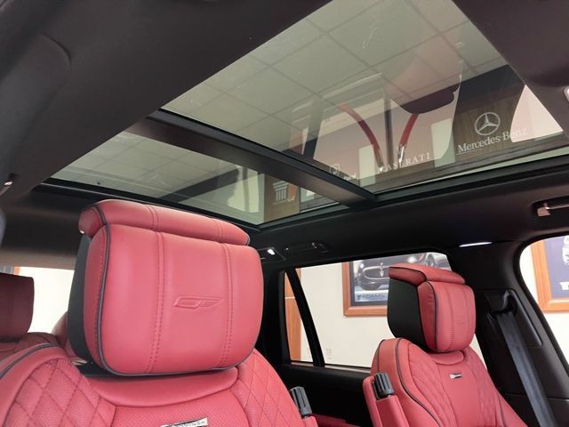 Used 2021 Land Rover Range Rover P525 Westminster Edition LWB AWD/4WD image 27