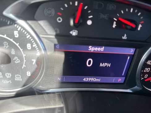 Used 2020 GMC Terrain SLT image 13