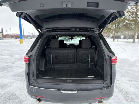 Used 2023 Chevrolet Traverse LT w/ LPO, Floor Liner Package image 18